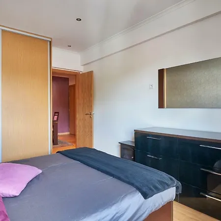 In Bed With Lisbon 4e Apartment