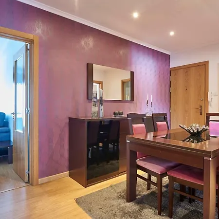 Apartment In Bed With Lisbon 4e