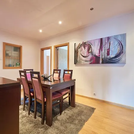 In Bed With Lisbon 4e Lejlighed