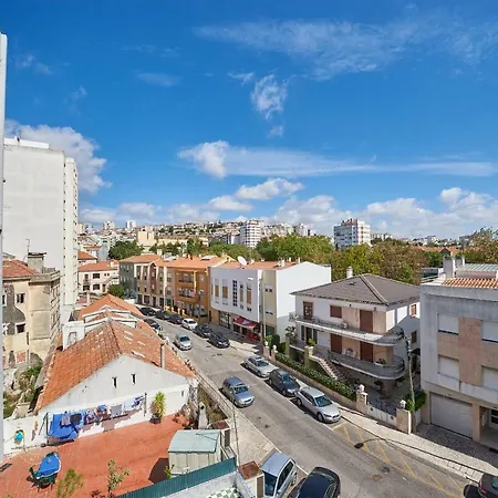 Apartment In Bed With Lisbon 4e Amadora