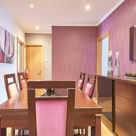 In Bed With Lisbon 4e Apartment *